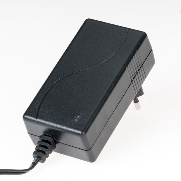 Ni-Hi Battery Charger